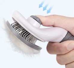 Kattenborstel - Hondenborstel - Pluizenverwijderaar - Haarverwijderaar Voor Huisdieren - Hondenkam - Kattenkam - Huisdierhaar Verwijderaar - Ontpluizer - Kattenhaar & Hondenhaar Verwijderaar - Voor Langharig & Kortharig - Grijs -Hondenspeelgoed Winkel 1200x1109