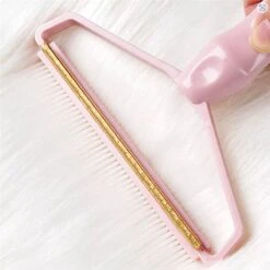 PRO-Deals | Dierenhaar Verwijderen - Haar Verwijderen - Type 2 - Kleur Roze - Kattenharen - Vachtverzorging - Hondenharen - Pluizenverwijderaar - Haaruitval - Kledingreiniger -Hondenspeelgoed Winkel 1200x1198