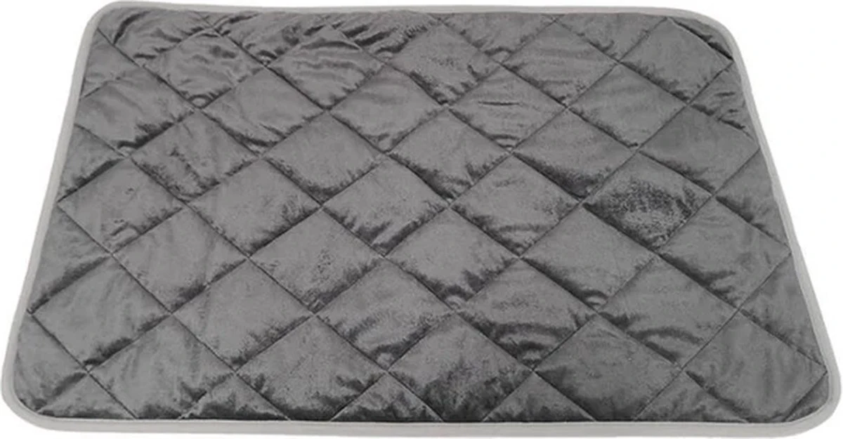 Deken Voor Kat / Hond - Warmtemat - Kattendeken - Thermo Deken - 40 X 50 CM - Grijs 3 Deken Voor Kat / Hond - Warmtemat - Kattendeken - Thermo Deken - 40 X 50 CM - Grijs