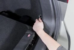 Trixie Bumperbescherming Opvouwbaar Zwart - 80X63 CM 21 Trixie Bumperbescherming Opvouwbaar Zwart - 80X63 CM -Hondenspeelgoed Winkel 1200x812 1