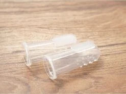 Merkloos Vinger Tandenborstel – 2 X 22 Merkloos Vinger Tandenborstel – 2 X -Hondenspeelgoed Winkel 1200x905 1