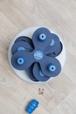 Dog Activity Flower Tower Hondenspeeltje -Hondenspeelgoed Winkel 800x1200 13